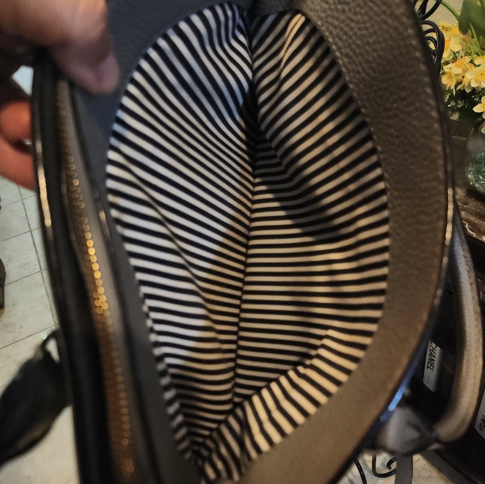 Kate Spade Lottie leather crossbody bag - Picture 8 of 8